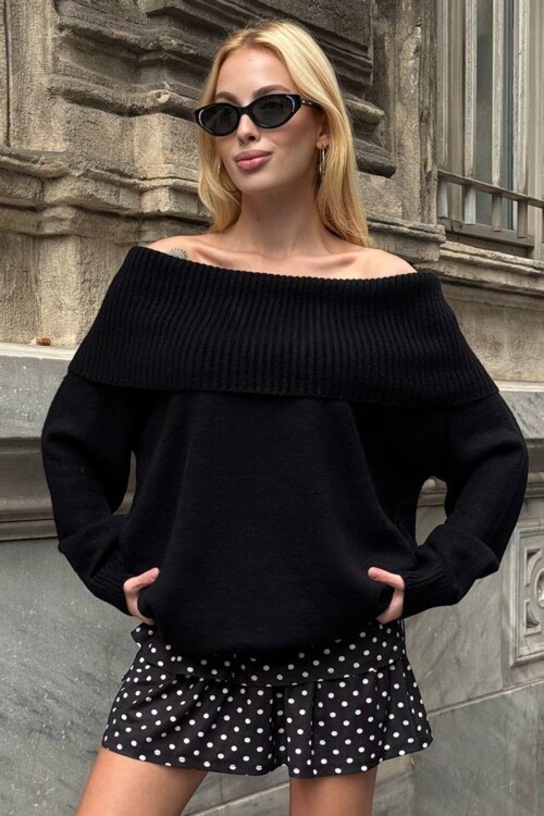 Madonna Yaka Uzun Kollu Triko Elbise