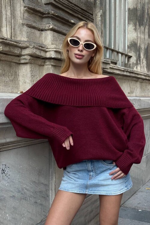 Madonna Yaka Uzun Kollu Triko Elbise