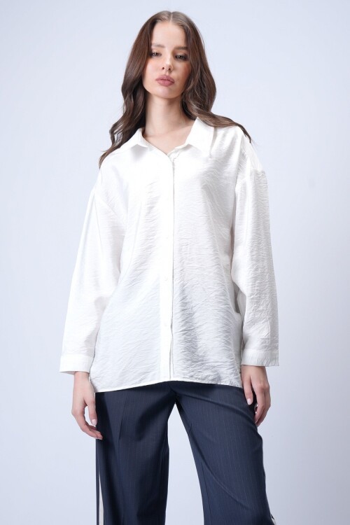 Beyaz Oversize Cepli Gömlek
