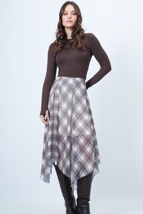 Parmak Detaylı Bisiklet Yaka Basic Bluz