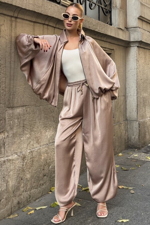 Polo Yaka Yarasa Kol Fermuar Kapamalı Ceket Ve Beli Lastlikli Pantolon Salaş Takım