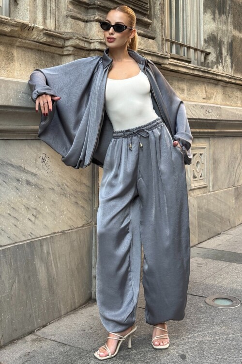 Polo Yaka Yarasa Kol Fermuar Kapamalı Ceket Ve Beli Lastlikli Pantolon Salaş Takım