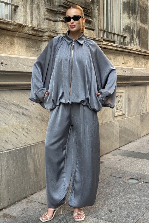 Polo Yaka Yarasa Kol Fermuar Kapamalı Ceket Ve Beli Lastlikli Pantolon Salaş Takım