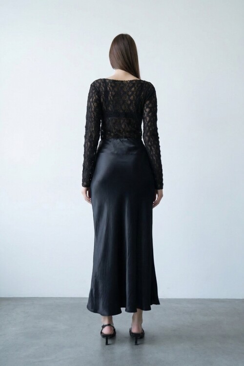 Siyah Saten Maxi Etek