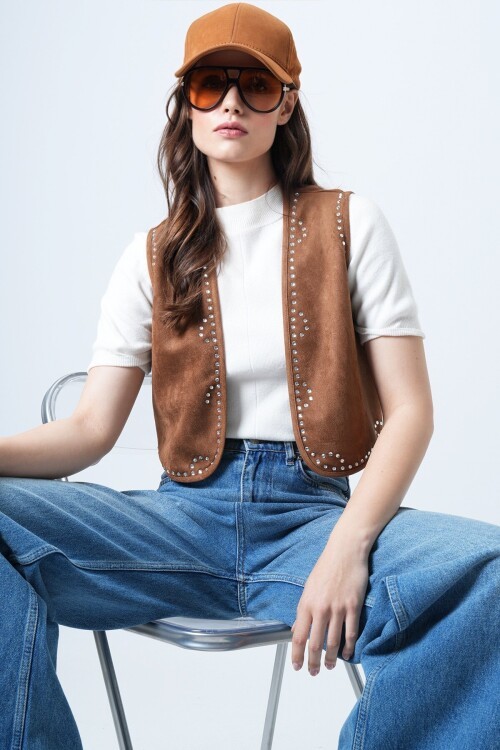 Taş İşlemeli Süet Kısa Yelek