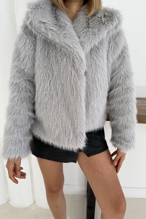 Uzun Tüylü Kürk Mont