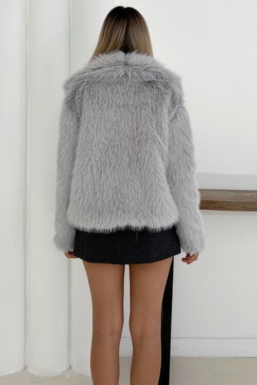 Uzun Tüylü Kürk Mont