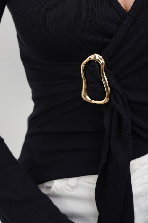 V Yaka Gold Aksesuarlı Ottaban Bluz