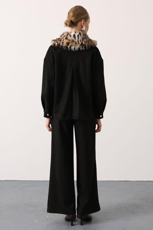 Yakası Kürklü Çift Cepli Ceket ve Palazzo Pantolon Süet Takım