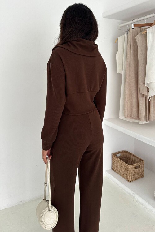 Yarım Fermuarlı Crop Sweat Ve Geniş Paça Eşofman Takım