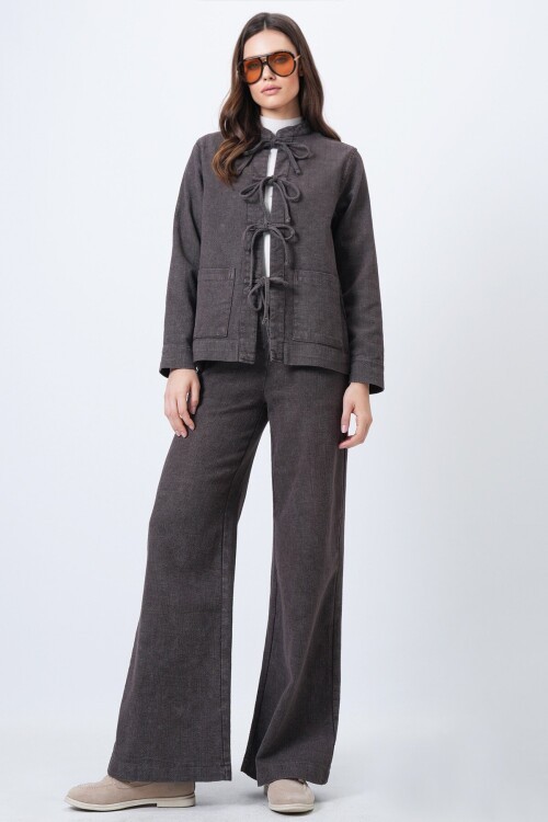 Yıkamalı Bağlama Detaylı Ceket ve Geniş Paça Pantolon Takım