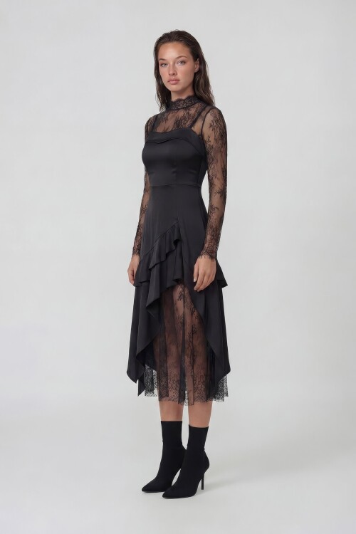 Ayarlanabilinir Askılı İçi Astarlı Saten Elbise Ve Dantel Bluz Takım