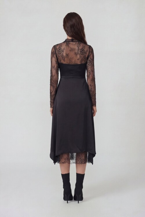 Ayarlanabilinir Askılı İçi Astarlı Saten Elbise Ve Dantel Bluz Takım