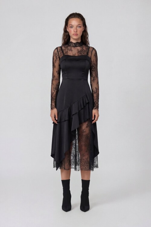 Ayarlanabilinir Askılı İçi Astarlı Saten Elbise Ve Dantel Bluz Takım