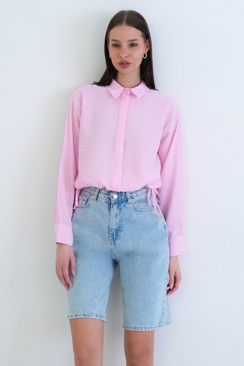 Bağcık Detaylı Gömlek Yaka Bluz
