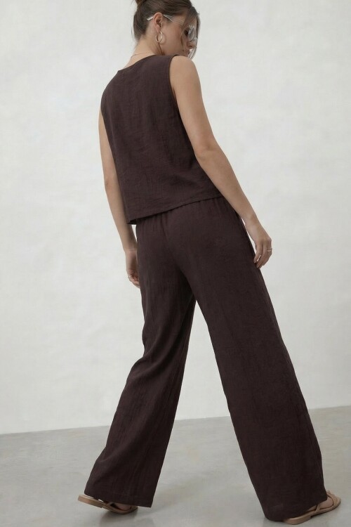 Bağlama Detaylı Kolsuz Bluz Ve Bol Paça Pantolon Takım