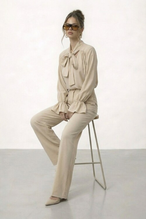 Bağlama Yaka İspanyol Kol Bluz Ve Geniş Paça Pantolon Takım