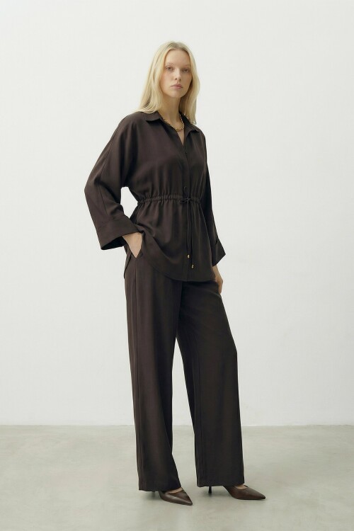 Bağlamalı Gömlek Ve Pantolon Takım