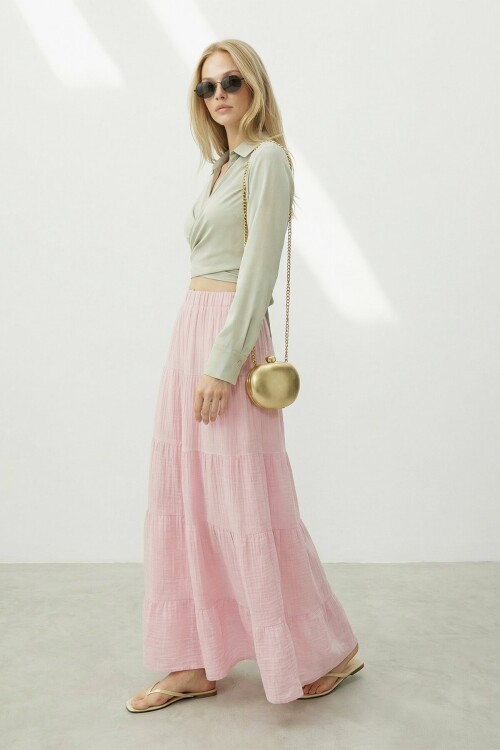 Beli Lastikli Katlı Midi Etek