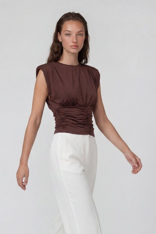 Bisiklet Yaka Drape Detaylı Vatkalı Sandy Bluz