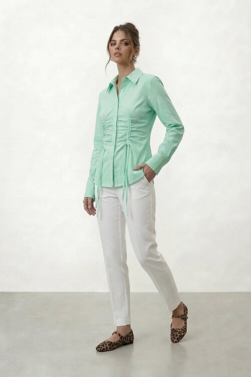 Büzgü Detaylı Ön Bağlamalı Gömlek