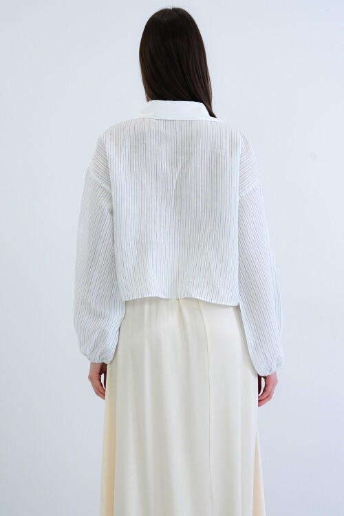 Çizgili Bağlama Detaylı Gömlek