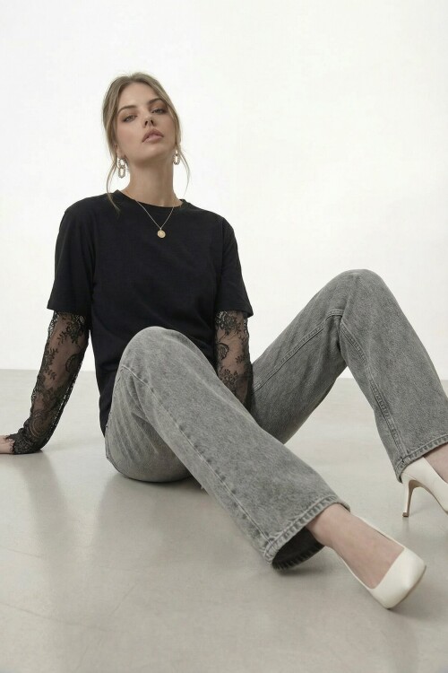 Dantel Kol Detaylı Kısa Kol Oversize T-Shirt