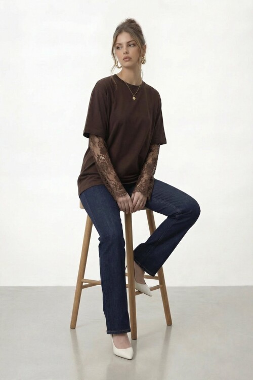 Dantel Kol Detaylı Kısa Kol Oversize T-Shirt