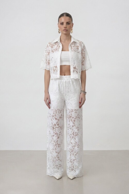 Dantelli Fisto Gömlek , Geniş Paça Pantolon Ve Bustiyer 3Lü Takım