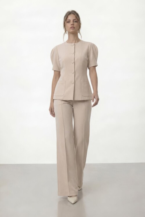 Düğmeli Çift Cepli Ceket Ve İspanyol Paça Pantolon Takım