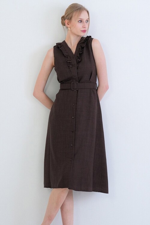 Düğmeli Önü Fırfır Detaylı Kendindn Kemerli Sofia Keten Dokuma Elbise