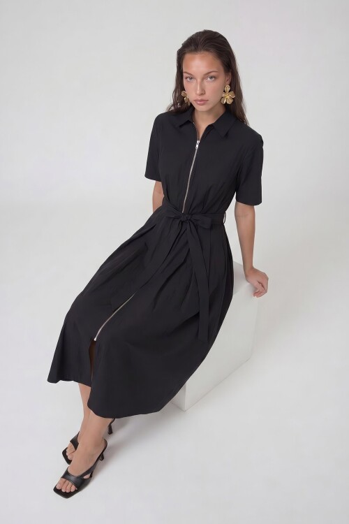 Fermuar Detaylı Belden Bağlamalı Midi Elbise