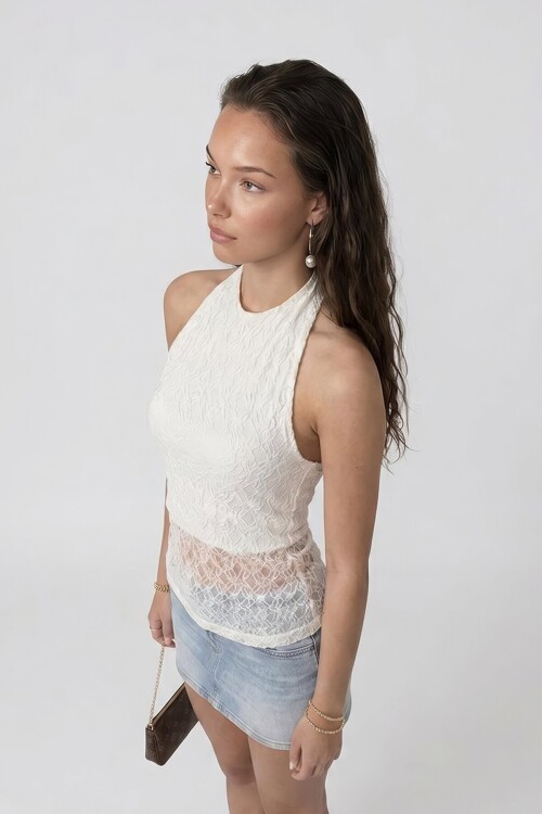 Halter Yaka Yanı Büzgülü Sırt Dekolteli Dantelli Bluz