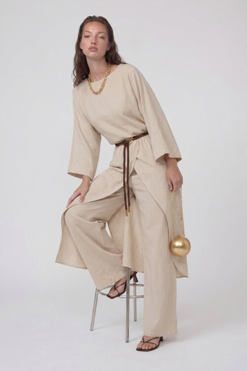 Kemer Detaylı Uzun Kollu Bluz Ve Pantolon Takım