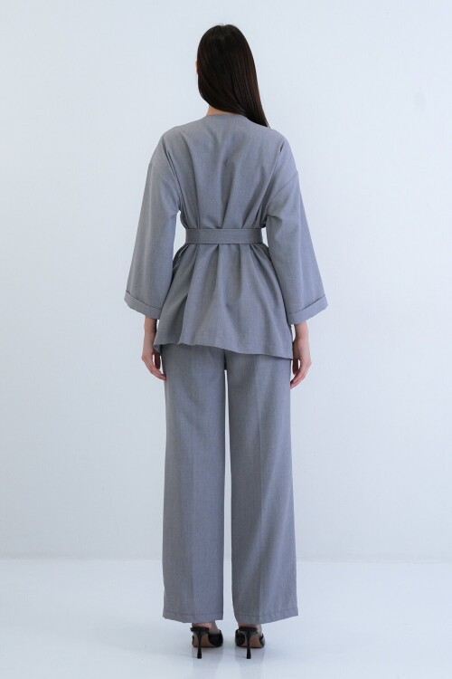 Kemerli Blazer Ceket Ve Yüksek Bel Pantolon Takım