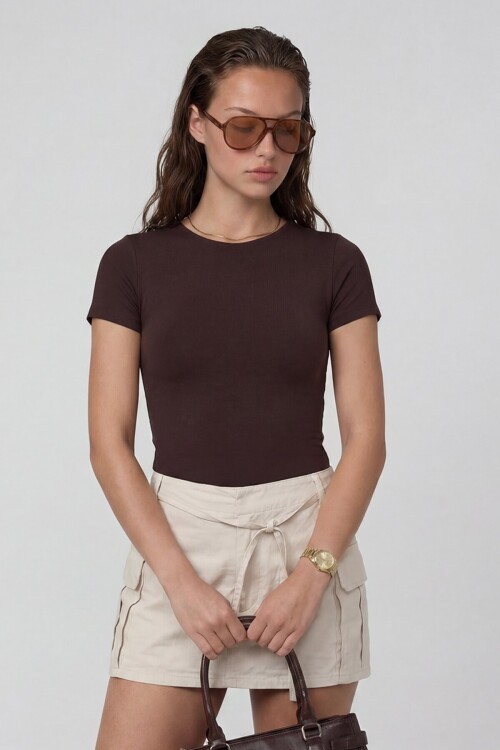 Kısa Kol Kayık Yaka Basic Bluz