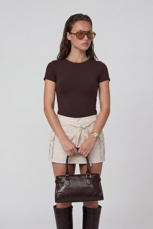 Kısa Kol Kayık Yaka Basic Bluz