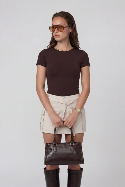 Kısa Kol Kayık Yaka Basic Bluz