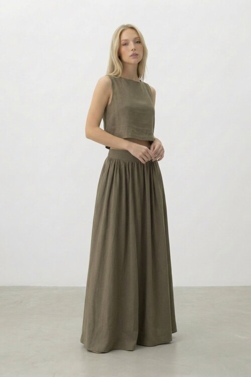 Kolsuz Crop Bluz Ve Uzun Etek Takım