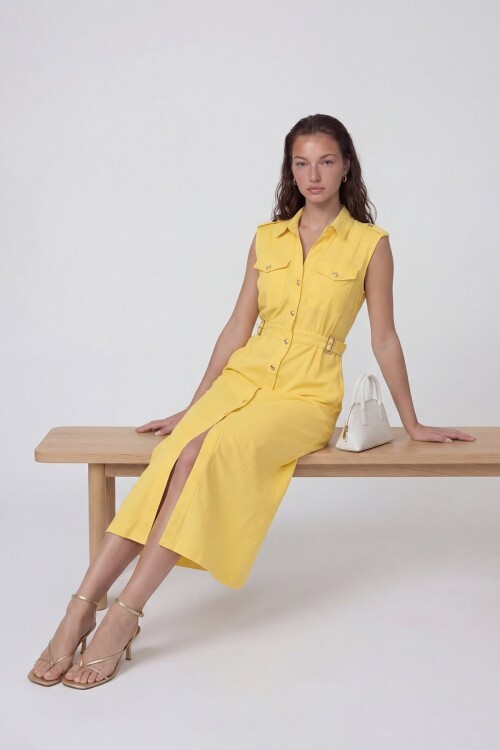 Kolsuz Gömlek Yaka Düğme Ve Kemer Detaylı Midi Elbise