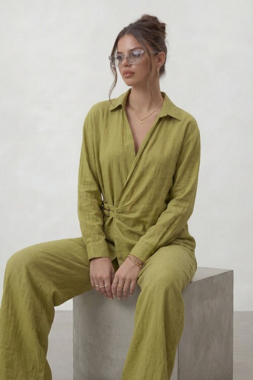 Kruvaze Kesim Bağlamalı Bluz Ve Pantolon Takım