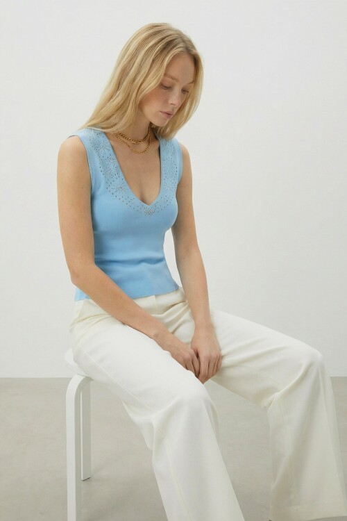 Mavi Ön Arka V Yaka Ajurlu Yazlık Triko Bluz