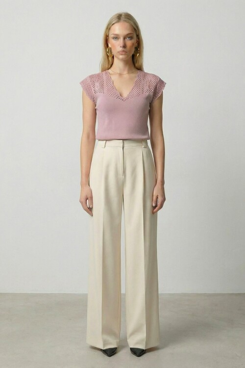 Pudra V Yaka Delik Ajurlu Mevsimlik Triko Bluz