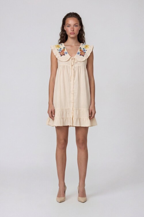 Robası Nakışlı Bağlama Detaylı Önü Düğmeli Keten Elbise