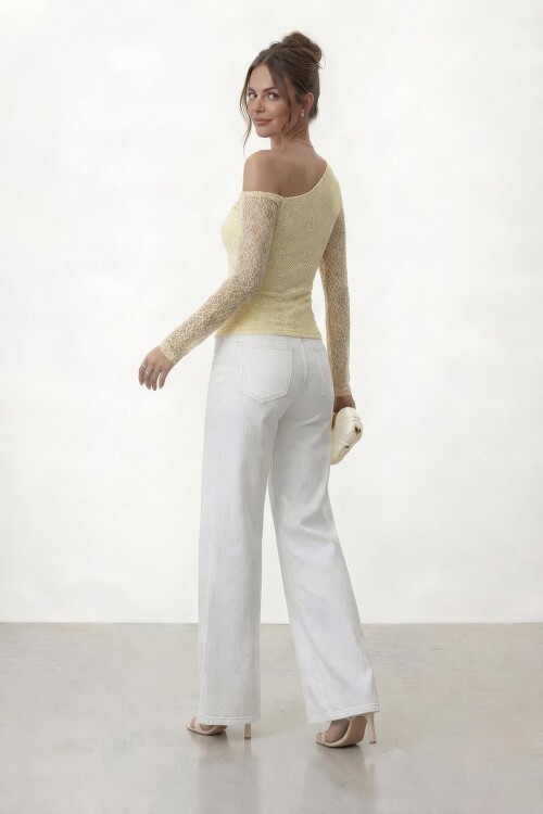 Tek Omuz Dantel Detaylı Uzun Kol Bluz