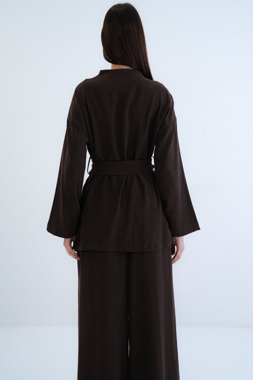 Toka Detaylı Kuşaklı Ceket