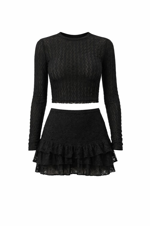 Transparan Dokulu Bluz Ve Katlı Mini Etek Takım