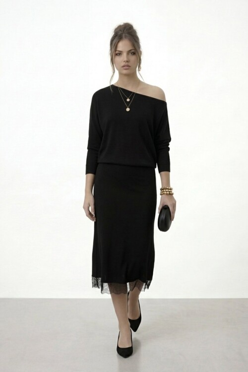 Uzun Kol Dantel Detaylı Mini Elbise