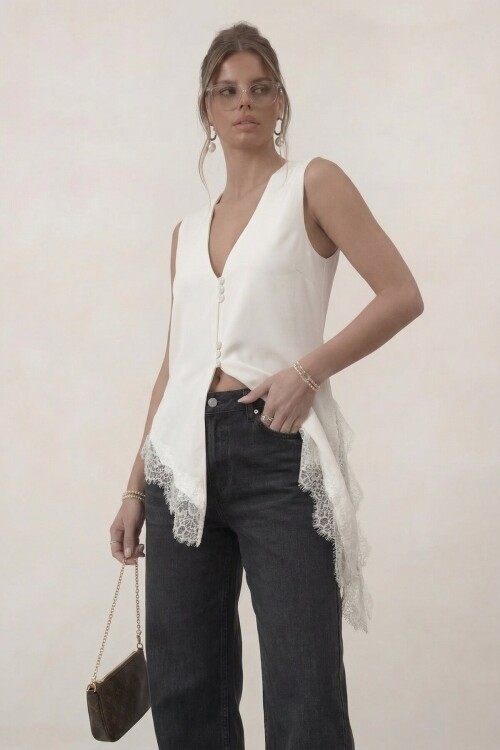 V Yaka Dantel Detaylı Asimetrik Yelek