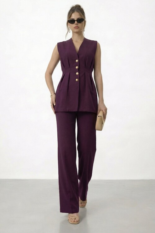 V Yaka Düğme Detaylı Kolsuz Takım